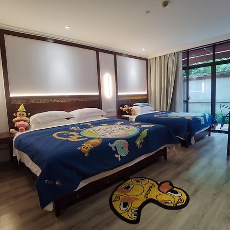 Guilin Yi Characteristic Hotel Coltd Ngoại thất bức ảnh