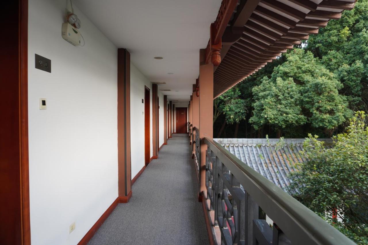 Guilin Yi Characteristic Hotel Coltd Ngoại thất bức ảnh