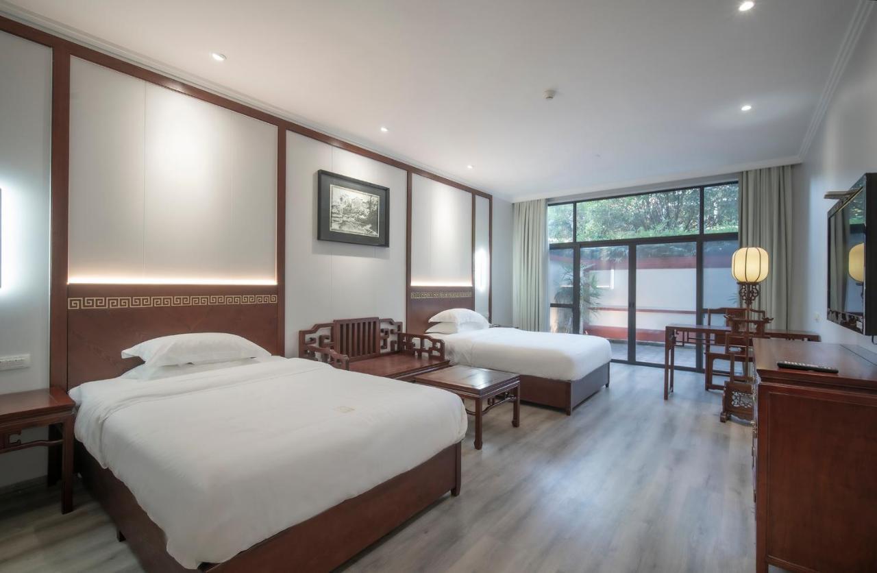 Guilin Yi Characteristic Hotel Coltd Ngoại thất bức ảnh
