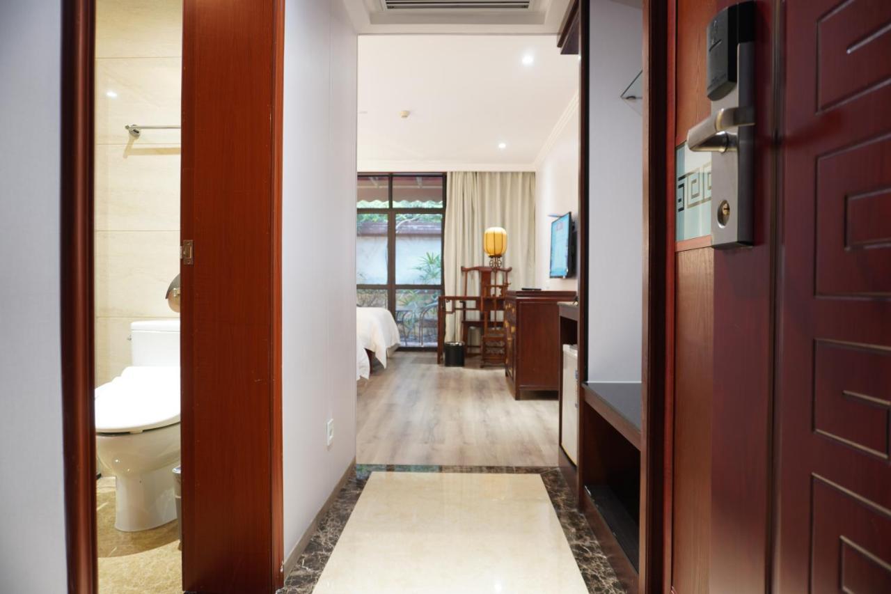 Guilin Yi Characteristic Hotel Coltd Ngoại thất bức ảnh