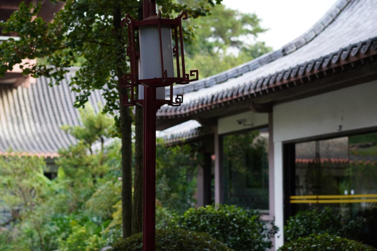 Guilin Yi Characteristic Hotel Coltd Ngoại thất bức ảnh