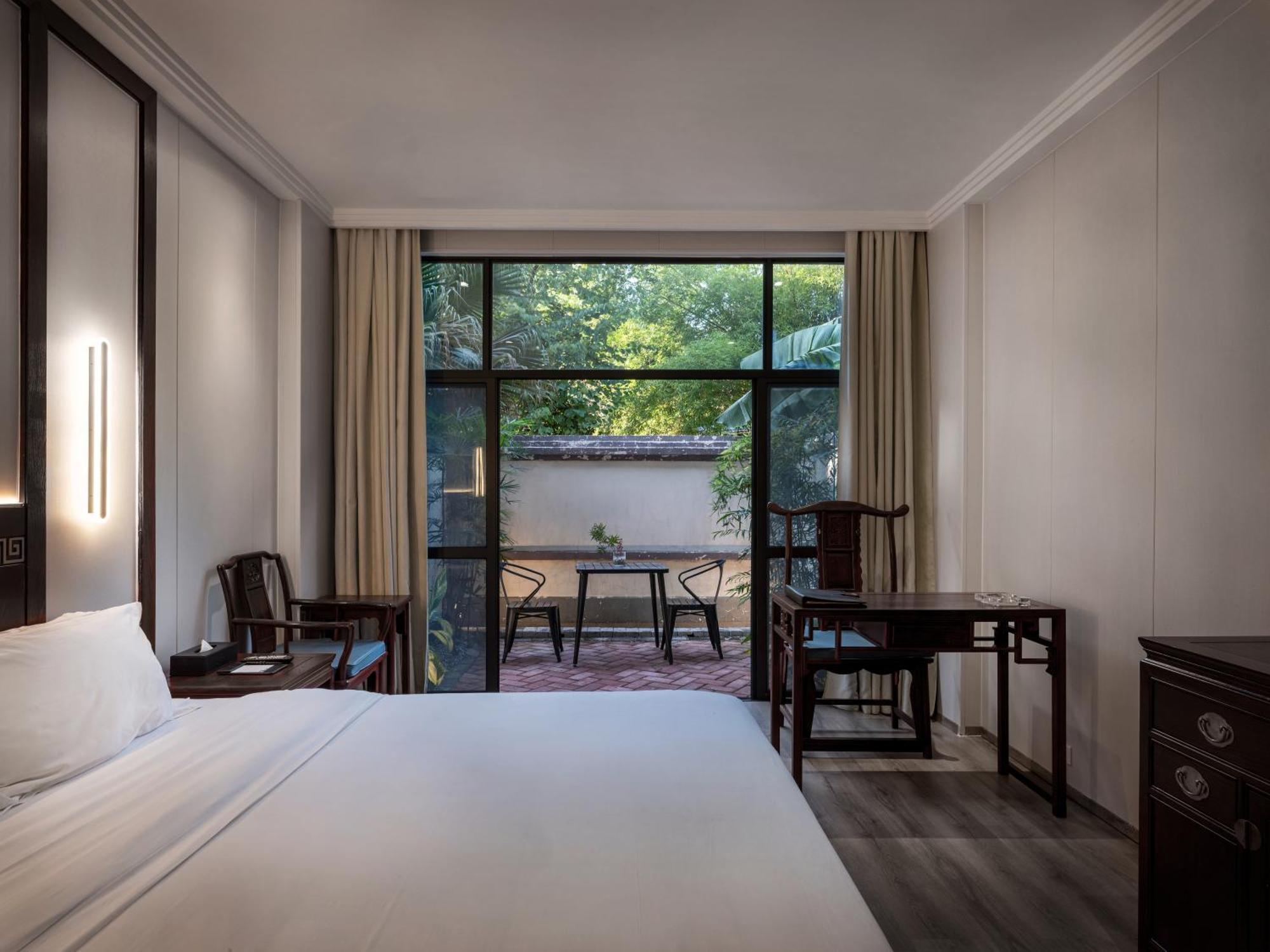 Guilin Yi Characteristic Hotel Coltd Ngoại thất bức ảnh