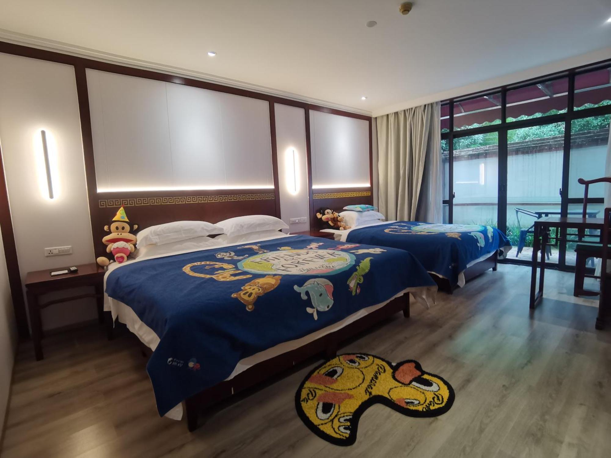 Guilin Yi Characteristic Hotel Coltd Ngoại thất bức ảnh