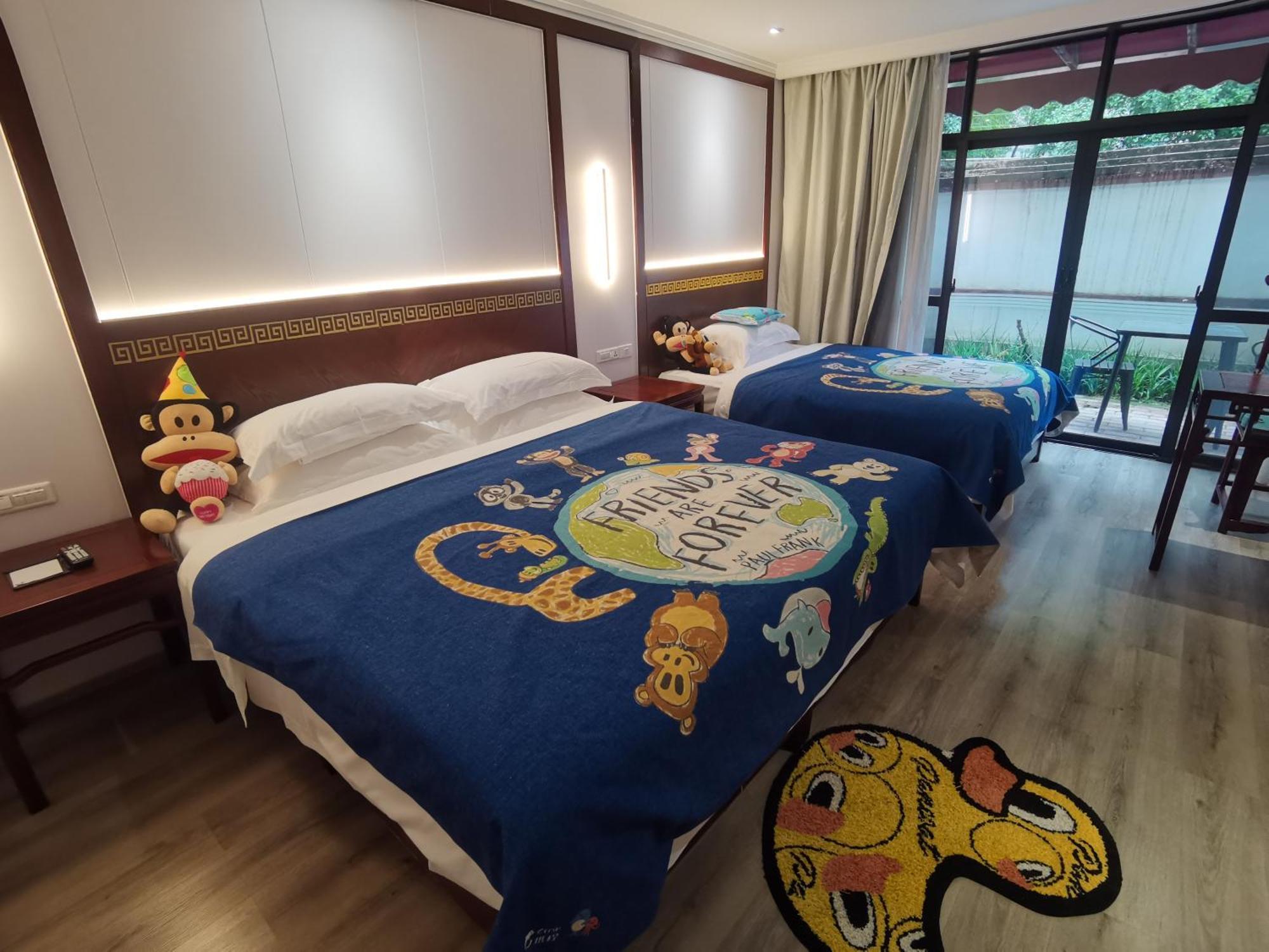 Guilin Yi Characteristic Hotel Coltd Ngoại thất bức ảnh